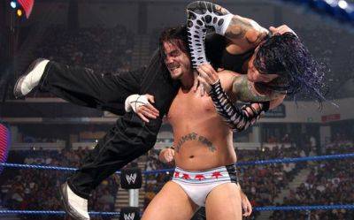 normal_1-4~10 - Jeff Hardy vs Cm Punk at The Bash