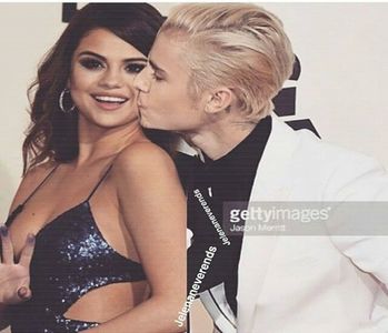 ╰　·•suoıʇuəʇuı̈❣͠ᶜ͠͠ʳ͠͠ᵘ͠͠ᵉ͠ˡ͠.; Eh, nici chiar. Ai nevoie de șarm pentru asta. Dar presupun că ai -; putea lua niște lecții de la însuși Lucifer aka Tom Ellis :) -Satan. Bine fac fetele, tu cf ? -Chr. Un somn bine meritat, dar tu nu mă lași. -PuiuG.
