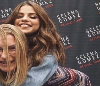 ╰　·•suoıʇuəʇuı̈❣͠ᶜ͠ʳᵘᵉ͠ˡ͠.; Tbh, same here. # Ia loc alături de ea, sprijinindu-și spatele numaidecâ; de brațul canapelei, astfel lăsându-și brațele relaxate pe lângă corp. Și ce faci tu ? -Em. Oh, atunci n-are șanse. -Satan. De acord, o cunosc pe prietena lui, deci probabil ar ieși urât. Pt tine. -Ky
