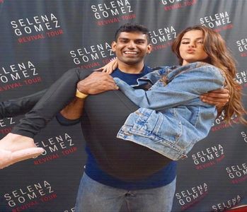 ╰　·•suoıʇuəʇuı̈❣͠ᶜ͠͠ʳ͠͠ᵘ͠͠ᵉ͠ˡ͠.; Bă da nu mă fot eu pe Thorne aia...