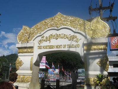 Intrarea in Myanmar; Punctul cel mai nordic al Thailandei
