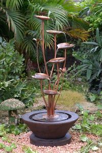gartendeko-ideas-fountains-garden-water-plant
