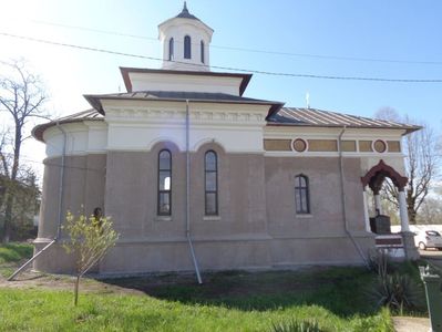 vizitam biserica de lang palat; hram Sfanta Treime din Floresti ctitorie a doamnei Luxita Cantacuziono 1887
