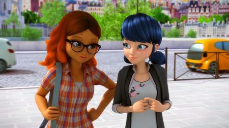 Alya: Succes! Si fii calma! Marinette: Merci, pa!