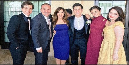 Day 29╰Wizards of Waverly Place Family╮