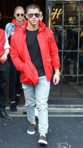 1003378-nick-jonas-is-spotted-in-downtown-nyc