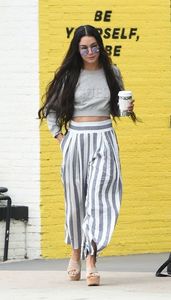 vanessa-hudgens-out-for-coffee-in-los-angeles-03-20-2017_1