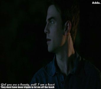 - Derek....oh Derek, acel mascul feroce, ochii albaștri de avea, era un turc adevărat... Mi-a+; dat fratele peste cap. L-a făcut pe Ilie mai g;ay decât părea, dar nu-l critic, și eu aș deveni g-ay pentru Derek. *își face aer cu palma, într-o manieră ho:mo*
