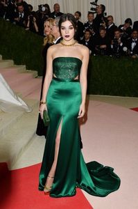 hailee-steinfeld-met-gala-2016-wi