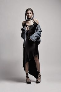 5Zendaya-covers-footwer-News-September-2016