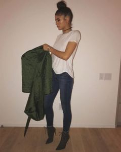 zendaya-coleman-1039765_w670