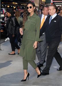 Shay-Mitchell-Celebrites-On-Good-Morning-America-In-NYC-5-740x1024