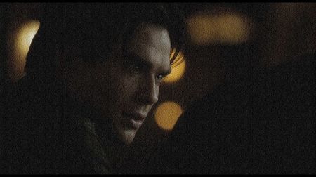 ━  Aşteptând acum un răspuns sincer din partea ei, fiind uşor confuz asupra motivului pentru care; pierduse controlul maşinii şi îşi trece un deget peste câteva zgârieturi prezente pe chipul ei, fixându-i în acest timp privirea cu a lui.
