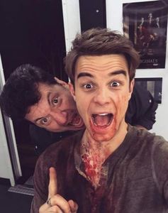 nathaniel-buzolic-trop-content-du-renouvellement-de-the-originals