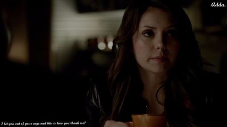 》 *la auzul întrebării acestuia, se uită în pungă și scoate un hamburger* Oh da, a rămas +; ăsta. Ce noroc pe tine că ne-au dat mâncare în plus. Ia și mai bagă în tine încă ceva...*râde, îi dă hamburgerul, apoi când strănută, își varsă tot sucul pe el* Oops, pardon.
