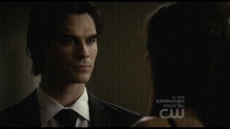 ━ ❝Da, foarte generoşi ei de felul lor, ce pot spune..❞ Pufneşte ironic şi îşi ia hamburgerul de la; ea atunci când i-l dă până la urmă, pregătindu-se să muşte din el, dar se opreşte atunci când varsă sucul pe pantalonii lui şi trage aer adânc în piept, închizând ochii preţ de câteva secunde. Îşi
