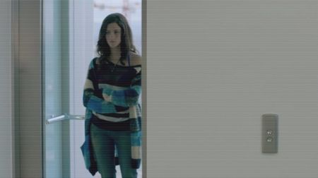 ×ʍɐɹɹıσɹ ☠ ¦   Ai început pe picior greşit dacă voiai să socializăm. ¤merge în spatele medicilor ;+; spre salonul unde ar fi trebuit să fie internat fratele său¤ E şi asta o uşurare. Stai puţin, de ce toată lumea ştie că Amelia trăieşte înafară de noi?
