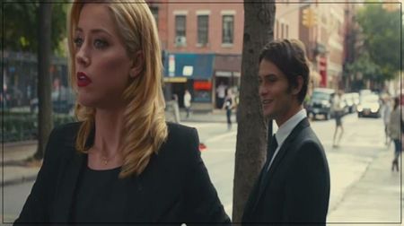 ∵∴ʷ͠ʳ͠ᵉ͠ᵃ͠ᵏ ͠ʰ͠ᵃ͠ᵛ͠ᵒ͠ᶜ͠ ❜☇ * Ajunge însoțită de un tip care-i ținea ” spatele ” totdeauna. Îi face; semn respectivului să plece și își pune o mână în șold lăsându-și greutatea pe un picior când ajunge-n fața lui Tom. * Sper că merită întâlnirea.. * îl analizează puțin. * Frumos costum. * rânjește sc
