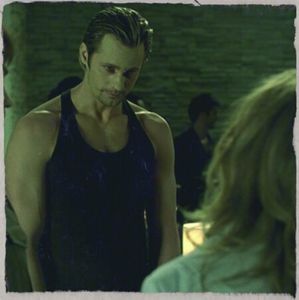 ╬ ﻉ√٥ﺎ; Gata, nu mai zic nimic. Esti cum vrei tu sa fii. *rade si se uita la Kol* Sunt convins ca a; ajuns si la capetele alea. *rade copios si ii da o suvita la o parte Rebekah'i in timp ce se uita la Kol* Nu ti se pare ca sa inrosit putin? O fii de la nervi sau ai suparat-o?
