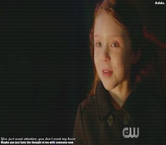 》*bea o gură din pahar și se uită la el, apoi la brățara ei ce-i ținea magia sub control, +; oftând scurt. Se uită spre el și zâmbește* Așa spuneți voi la treburile voastre supranaturale? Am 7 ani, nu-s toa;ntă.
