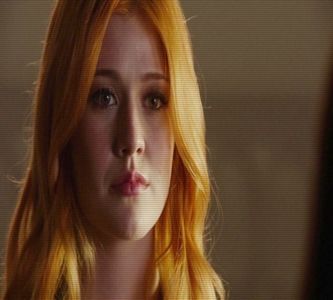 chestii de vânător plictisitoare *dă din umeri şi râde*