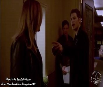 ✄ . ҠĪИƓ ☼F ĤYßŔĪDS ♛ ☂ . [cl] nu începe să fi geloasă acum , m-ai vedea mai des dacă; ai sta mai mult prin preajmă love .. [# se ridică fără chef , ar fi preferat să vină ea spre el =)) și apare lângă ea în următoarea secundă , o îmbrățișează .

