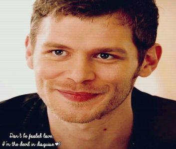 ✄ . ҠĪИƓ ☼F ĤYßŔĪDS ♛ ☂ . [cl] asta . nici nu stiu de ce mai incercam , nu ne vedem cu zilele , nu; facem decat sa ne certam cand ne vedem , în mod evident nu poți să mă accepți așa cum sunt ..
