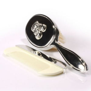 set-perie-pieptan-cadou-botez-fetita-baietel-Premium-129lei (1); Cadou de botez pentru fetita, set perie pieptan argintate in cutie eleganta www.ejuliana.ro
