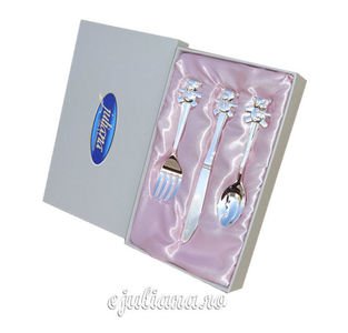set-tacamuri-argintate-cutie-cadou-fetita-119lei; Cadou de botez pentru fetita, set tacamuri argintate in cutie eleganta www.ejuliana.ro

