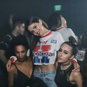 large (4)