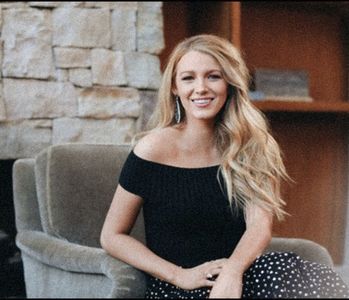▰ Blake Lively has ̤̤̤̤̤0̤8̤ votes.