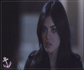 ┇» Un doctor? o,o (se uită la ea mărind ochii, ridică sprâncenele) Păi, ai pățit -; ceva? Sau.. ?
