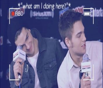 ♡ ∞┇;  [cl] oh , asta sună rău ..și ca și cum toți ar fi idi;oți , dacă ai fi fost vreuna cu nasu pe; sus mai înțelegeam da o fată așa dulce cum ești tu ?!
