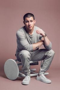 a8bc96c6ebc4d601f52451d33c5e74f8--nick-jonas-news-joe-jonas