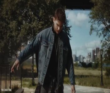 ♡ ∞┇;  ok .. [#se uită la ea . o plimbare nu sună rău , deci .. de ce nu ?!