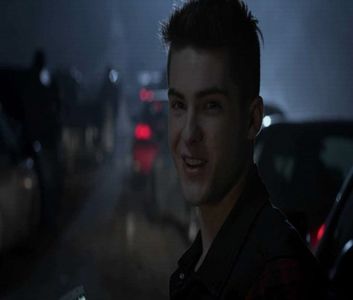 ♡ ∞┇; [cl] păi nu știu , ai putea să îmi mai povestești cum era pe acolo sau de părinții tai ..; îmi amintesc că erau cam stricți , tot așa sunt ?!
