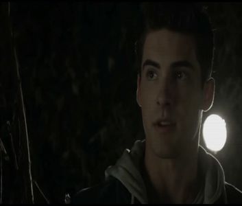 ♡ ∞┇; [cl] oh , da total altă poveste .. nici nu îți imaginezi [#gândește oarecum cu voce tare când; zice că nici nu își imaginează . totuși nu e ca și cum vă indepărtați de ei dacă ați avea pe cineva, dar cine știe ce o să cred și eu peste ani , dacă aș avea o fiică ..
