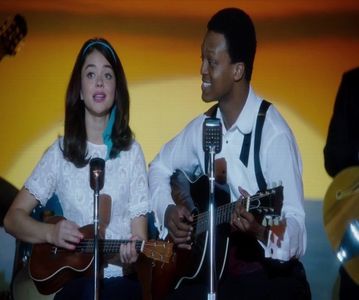 — ❞Uite, probleme de astea încerc eu să evit. Tata e destul de strict cu puținii băieți din viața; mea.❞ Sunt surpinsă când îmi ia mână de pe față și îmi ridic privirea rușina spre el. ❞Mă rușinez mereu când spun câte ceva nepotrivit... Nu sunt obișnuită cu băieții..❞
