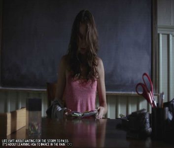 ϟ☾.єครt ☼F Eᴅᴇɴ ☪☂. [cl] [#se uită la ea și ia propriul pahar cu cafea și bea din el . nu m-aș fi; așteptat să zic asta, dar parcă îmi e dor să avem ore să fim la școală și vacanța dabia a început ..defapt cred că e ceva ce ar fi de așteptat să zic  [#râde .
