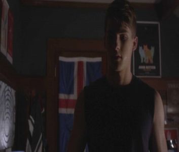 ♡ ∞┇; așa o să fie , o să vezi .. [#zâmbește , se uită la ea cât așteaptă răspunsul alor ei .