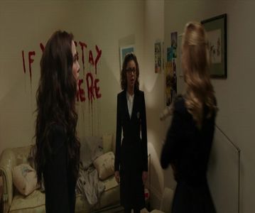 — Când văd că nu îmi răspunde nimeni nu mai insist și îi fac semn spre scări. ❞Haide sus!❞; O iau înainte și urc scările fiind atentă să nu se vadă nimic datorită rochiei care tot se ridica la fiecare treaptă.
