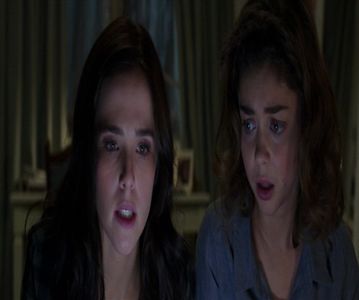 — Îmi mut privirea spre el și casc ușor. ❞Cred că acum ne zicem noapte bună.❞ Râd ușor; și îi zâmbesc arătându-mi dințișorii spre el. ❞Noapte bună, Mike.❞ Închid ochii obosită.
