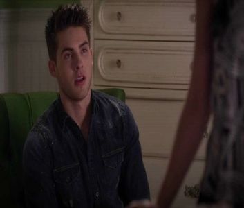 ♡ ∞┇; [cl] [#oftează . scuze .. am fost iar la Mona dimineață și în continuare nu vrea să mă vadă; jur că încep să mă satur să fiu sigurul căruia îi pasă de ce e sau mă rog era între noi  ..  Amaya . O mai știi ?
