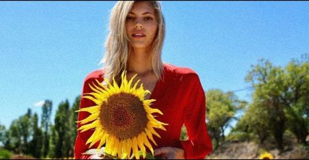 ━ ephemeral╭got Devon Windsor♡.