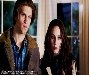 ϟ☾.єครt ☼F Eᴅᴇɴ ☪☂.  [cl] dar Toby nu știe că A a reapărut și aș prefera să rămână așa sincer ..de; ce să îl implicăm iar în asta ?! Poate , cine știe ..
