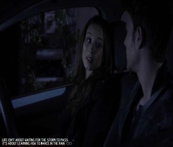 ϟ☾.єครt ☼F Eᴅᴇɴ ☪☂. [cl] da , totul bine ..[#nu reușește să oprească minciuna înainte să îi iasă; pe gură . doar mama , probabil a prins câteva minute libere și s-a gândit să mă bată pe mine la cap [#râde oarecum , repetă în minte cuvintele din mesaj , se uită discret în toate părțiile .
