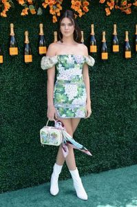 Kendall+Jenner+Tenth+Annual+Veuve+Clicquot+BElxJFBO2VVl