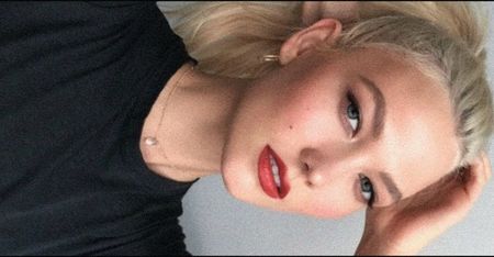 ━ iMysticFalls╭got Karlie Kloss♡.