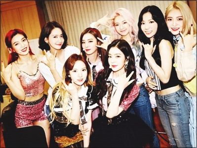 「 Day70 ♥ SNSD x RedVelvet 」
