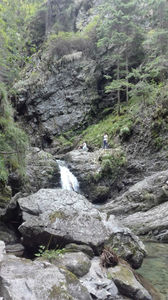 Spre Cascada Lazăru; Spre Cascada Lazăru.
